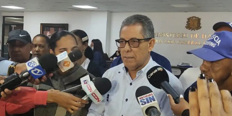 Eléxido Paula pide dar 4 años más al presidente Abinader para saldar deuda social