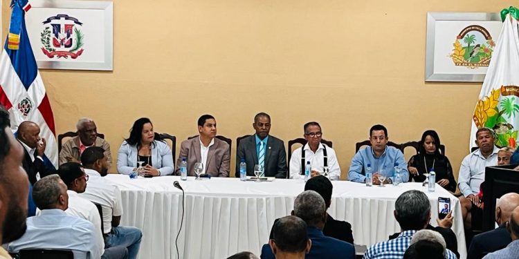Federico Reynoso inicia recorrido por todo el país para dar a conocer las obras del Gobierno