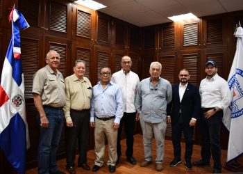Gabinete del Agua socializa con las Coraa Pacto Nacional del Agua al aproximarse firma de documento