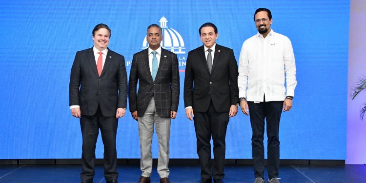Gobierno dominicano presenta proyecto Viaje Cero con la puesta en marcha de Centro de Acopio