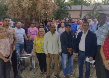 Grupo de los 100 inicia jornada de ampliación de sus cuadros políticos