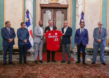Presidente FEDOBE, Juan Núñez, agradece al presidente Abinader apoyo al béisbol