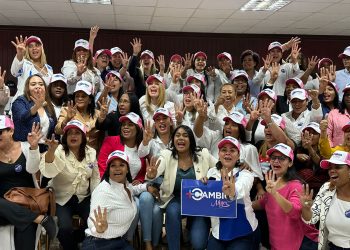 Asamblea de mujeres movimiento Más Cambio define estrategias de campaña