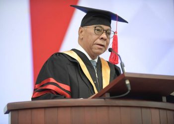 Presidente del TC exhorta a graduandos de la PUCMM abrazar su carrera con fe y esperanza