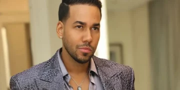 Romeo Santos deleita a sus fans en tercer concierto en Perú