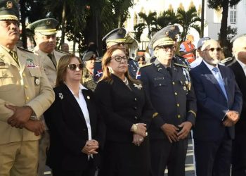 Gobernadora Rosa Santos y autoridades de Santiago conmemoran el 179 aniversario de la Independencia Nacional