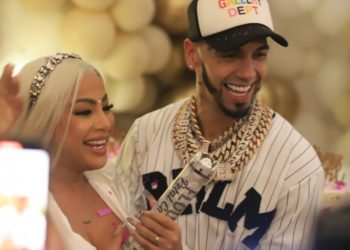 Anuel gasta 400 mil dólares al mes en su esposa Yailin