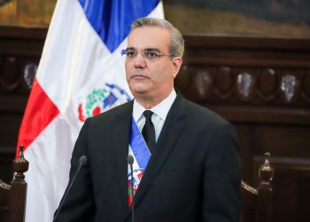 Abinader destaca cifras récord sector turismo; RD recibió ocho millones y medio de visitantes en 2022 y US$8,400 millones en entrada de divisas