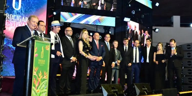 Resaltan calidad del cigarro dominicano en clausura del Festival Procigar 2023