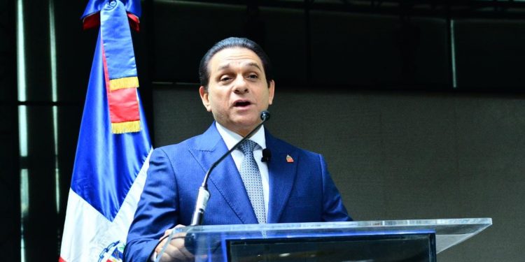 El Gobierno invierte más de RD$14 mil millones en infraestructuras, equipamientos y medicamentos alto costo