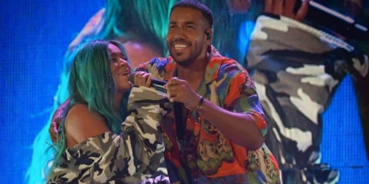Colaboración de Romeo Santos y Karol G nació por tema de Aventura