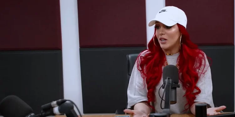 Karen Yapoort le exige más dinero a Edwin Encarnación