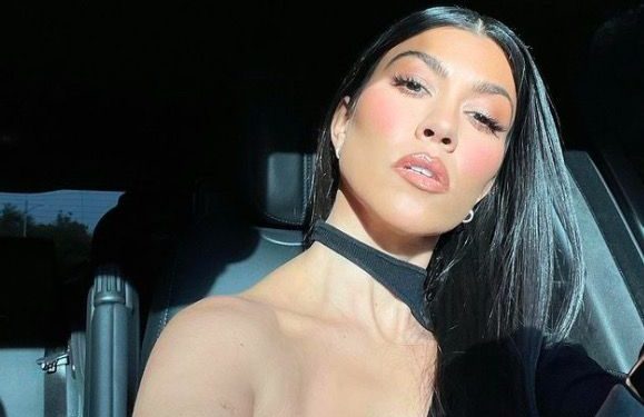 Kourtney Kardashian y su vestido de lencería