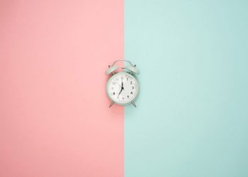 Cómo sincronizar el reloj biológico para dormir mejor