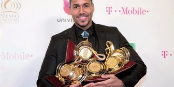 Romeo Santos gana dos preseas de Premio Lo Nuestro