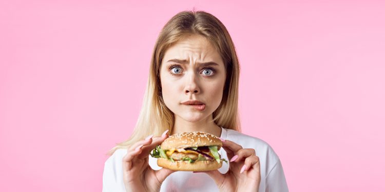 10 alimentos que te hacen engordar sin que lo sepas