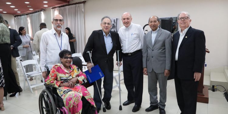 ADR conmemora a “Marzo, Mes de la Rehabilitación”