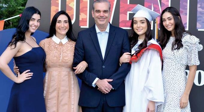 Pareja presidencial es la invitada al desayuno empresarial «Manuel Arsenio Ureña»