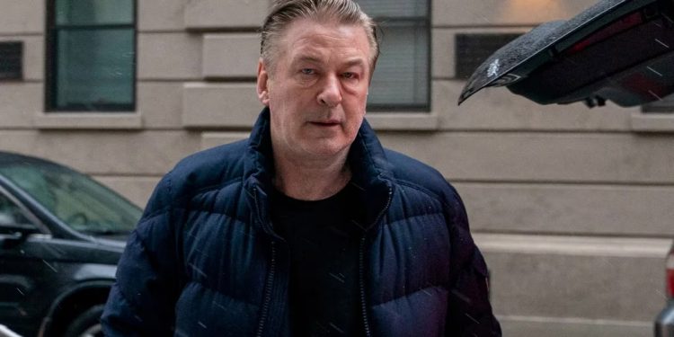 La fiscal del caso “Rust” renunció y nombró a dos abogados para hacerse cargo del juicio contra Alec Baldwin