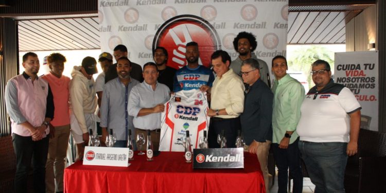 CDP presenta un trabuco de equipo con miras al venidero Torneo de Baloncesto Superior de Santiago