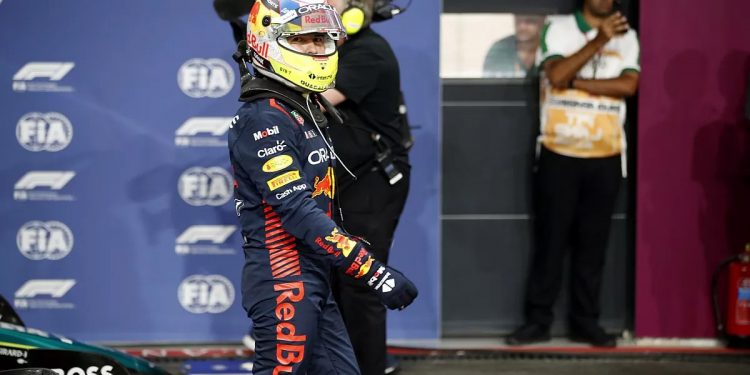 Checo Pérez gana en Yeda; Verstappen es líder y Alonso logra el podio 100