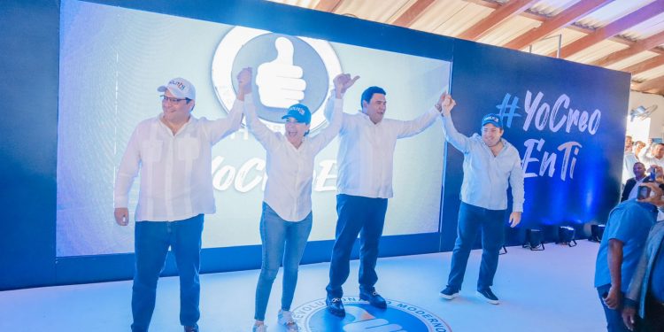 Cholitín se suma al éxodo de alcaldes que abandonan sus partidos para pasar al PRM