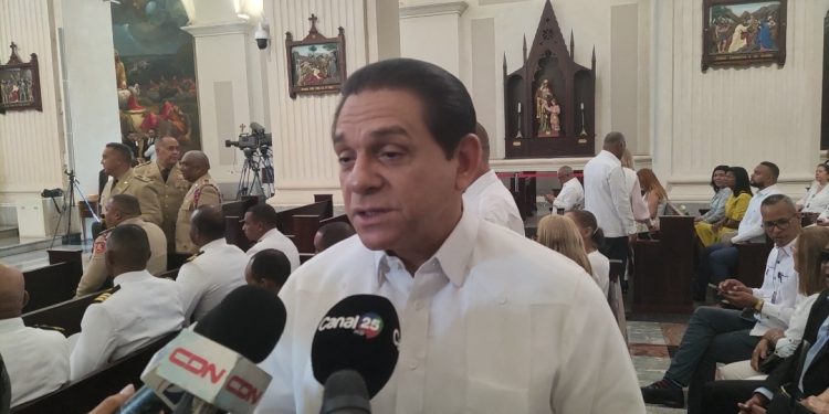 Ministro de Salud asegura hospitales del SNS listos para dar asistencia en Semana Santa