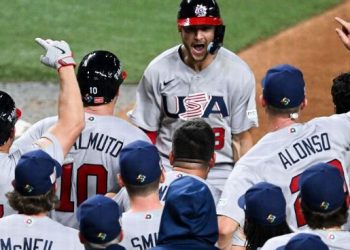 Con grand slam de Turner, EE. UU. elimina a Venezuela y avanza contra Cuba