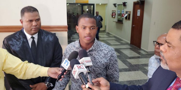 Demanda contra Texas y MLB está «en estado de fallo»
