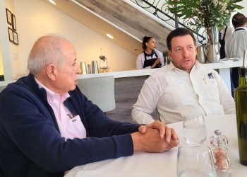 Influyente exalcalde latinoamericano en EE.UU. valora carrera Gestión Municipal en RD