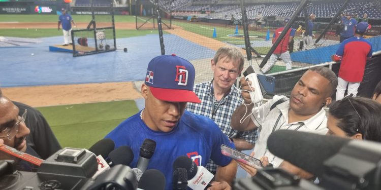 Juan Soto supera lesión y se suma al equipo dominicano para jugar el Mundial
