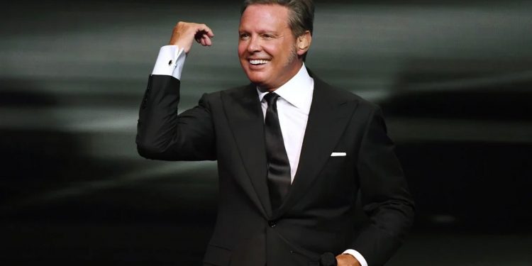 Luis Miguel pidió que respeten su imagen y honor tras una demanda de su ex pareja Aracely Arámbula