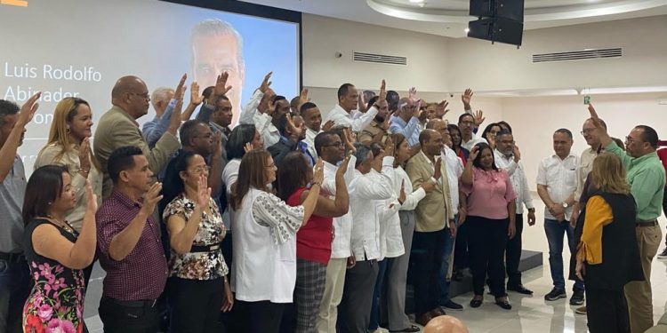 Nueva directiva Frente Magisterial José Francisco Peña Gómez Municipio Santiago