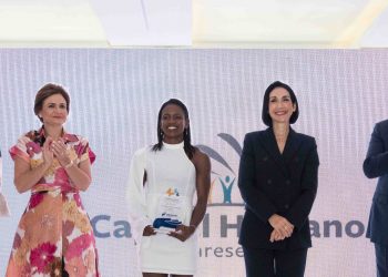 Voluntariado Banreservas reconoce a mujeres extraordinarias
