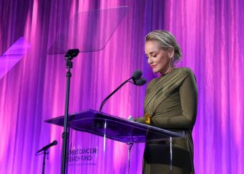 Sharon Stone confesó que perdió la mitad de su fortuna tras el colapso de los bancos en Estados Unidos