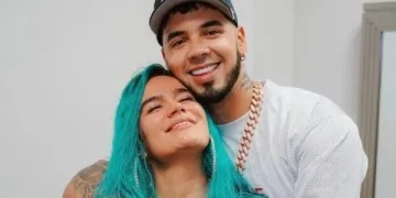 Anuel lanza indirectas a Karol G en su nuevo tema