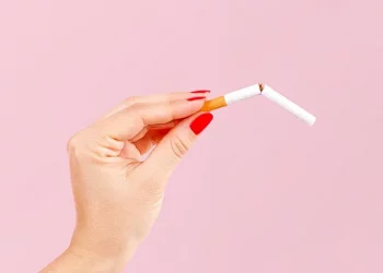 Estos son los cánceres que puedes prevenir si dejas de fumar