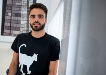 ¡Trágica muerte! Exfutbolista muere al ser arrollado por un tren