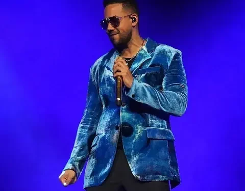 Romeo Santos con tercera función de “Fórmula Vol. 3: La Gira” al Coliseo de Puerto Rico