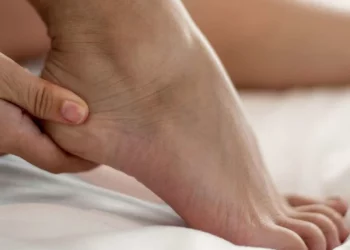 Dolor en el talón: por qué el espolón calcáneo puede ser la causa
