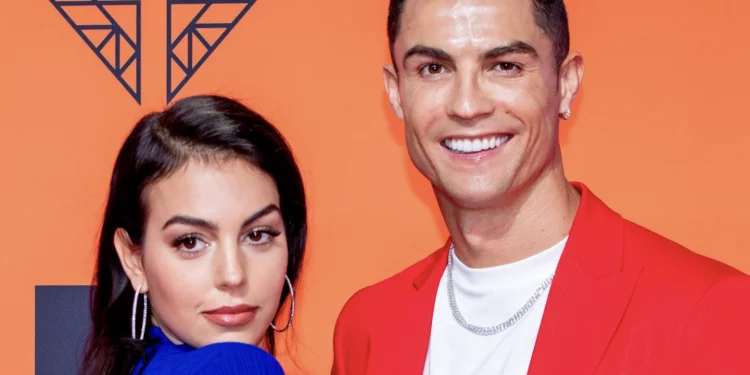 Georgina Rodríguez reacciona con canción de Romeo Santos a los rumores de separación de Cristiano