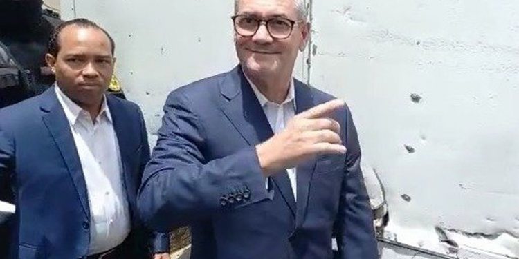 Gonzalo Castillo sale de la cárcel de Ciudad Nueva