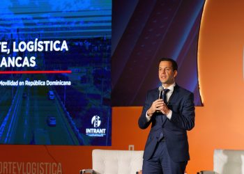 Hugo Beras expone avances movilidad sostenible y logística de cargas en RD