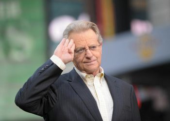 Muere Jerry Springer, famoso presentador de TV de EEUU