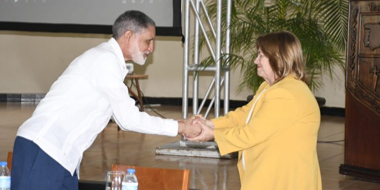 Cometas de Esperanza celebra obtención Galardón Internacional Oro Premio Iberoamericano a la Calidad