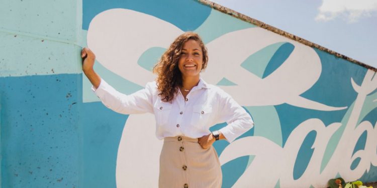 Nati Ruiz Casado presenta sus aspiraciones como directora distrital de Cabarete