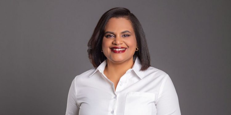 Nidia Méndez anuncia sus aspiraciones a la alcaldía de Villa González