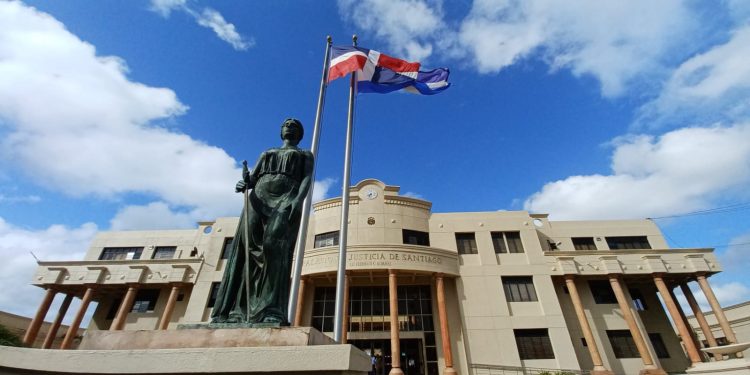 Imponen prisión preventiva para tres miembros de una estructura criminal de sicarios