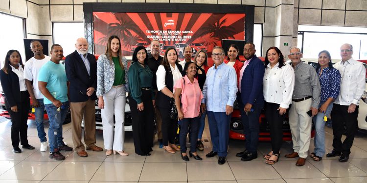 La Unión Comercial Consolidada, S.A entregó las llaves a los ganadores de la rifa de 5 vehículos marca Suzuki Celerio GL  2023