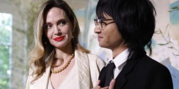 El hijo de Angelina Jolie ha crecido muy rápido